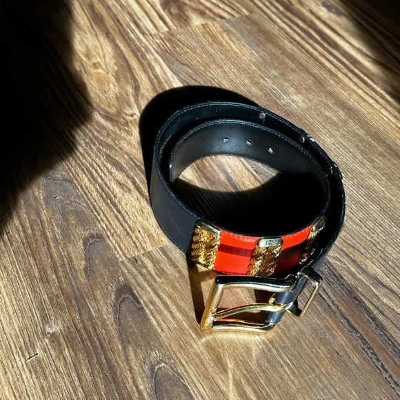 Vintage 80s Escada Leather Belt – Red & Gold Braided Accents  display picture 3